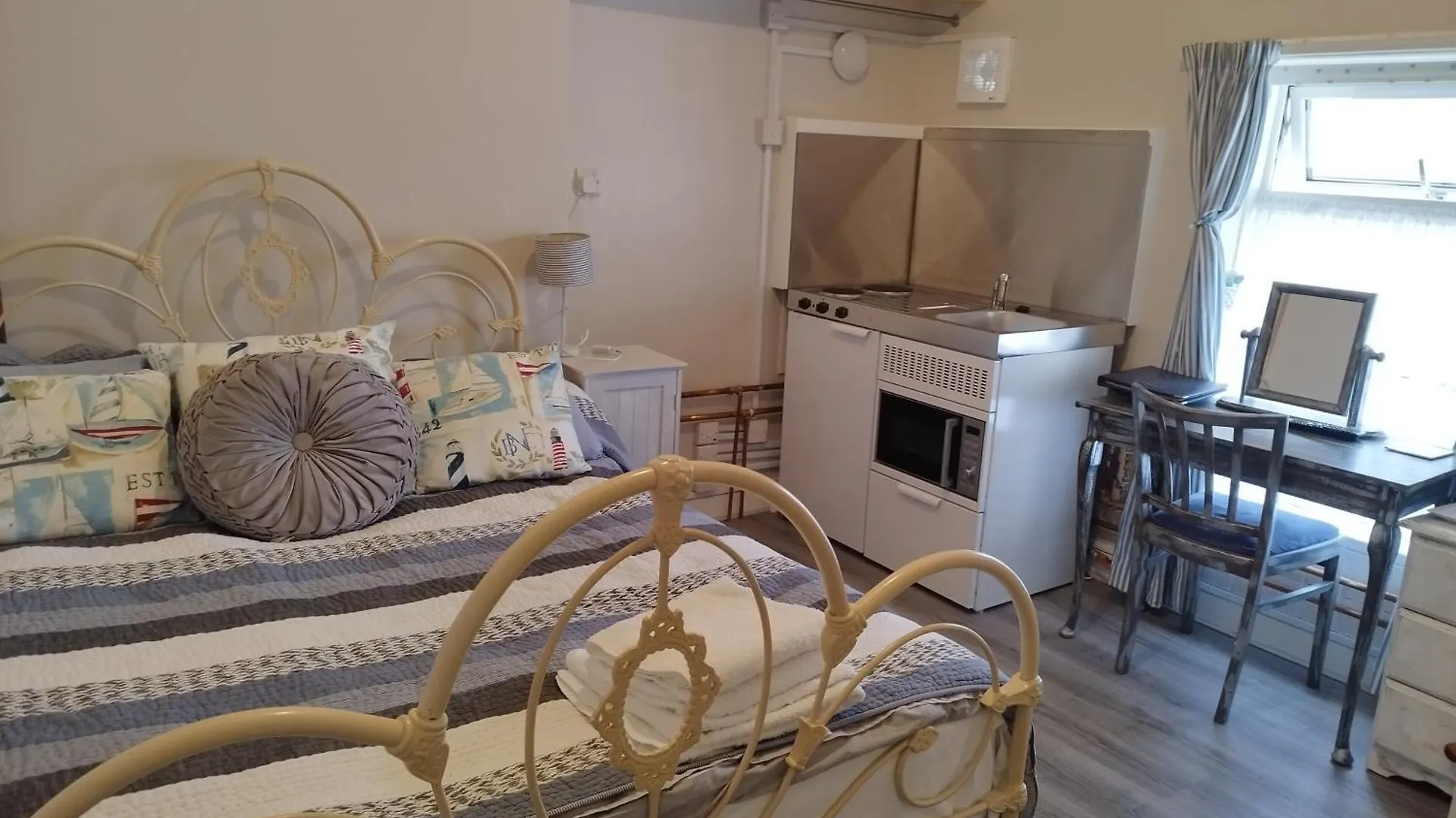 ****  Blue Palms Guest House Bournemouth United Kingdom