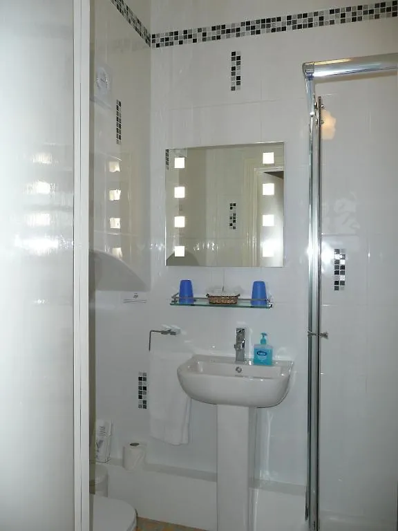 Blue Palms Guest House Bournemouth 4*,